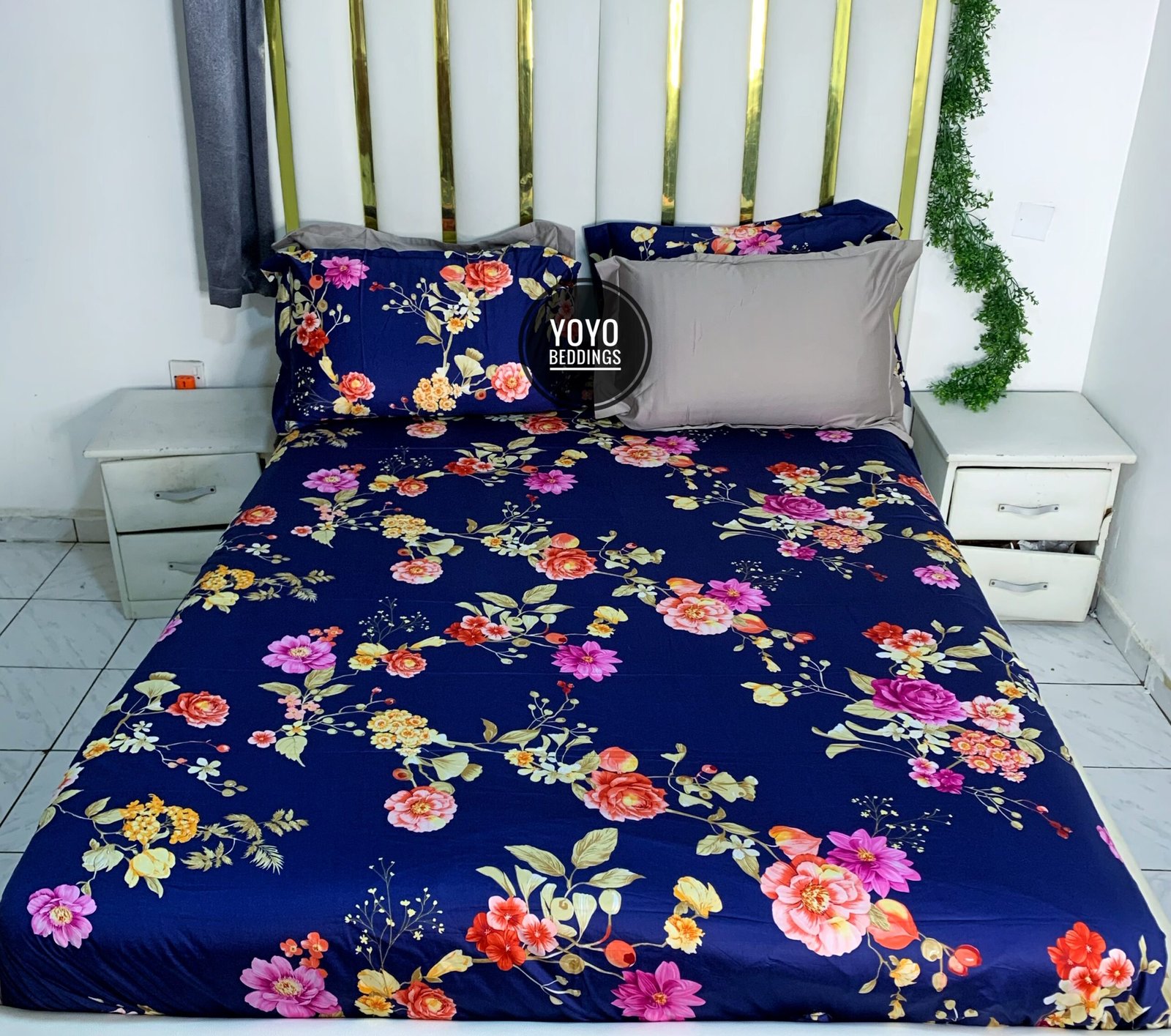 AMERICAN POLISH COTTON BEDSHEET.